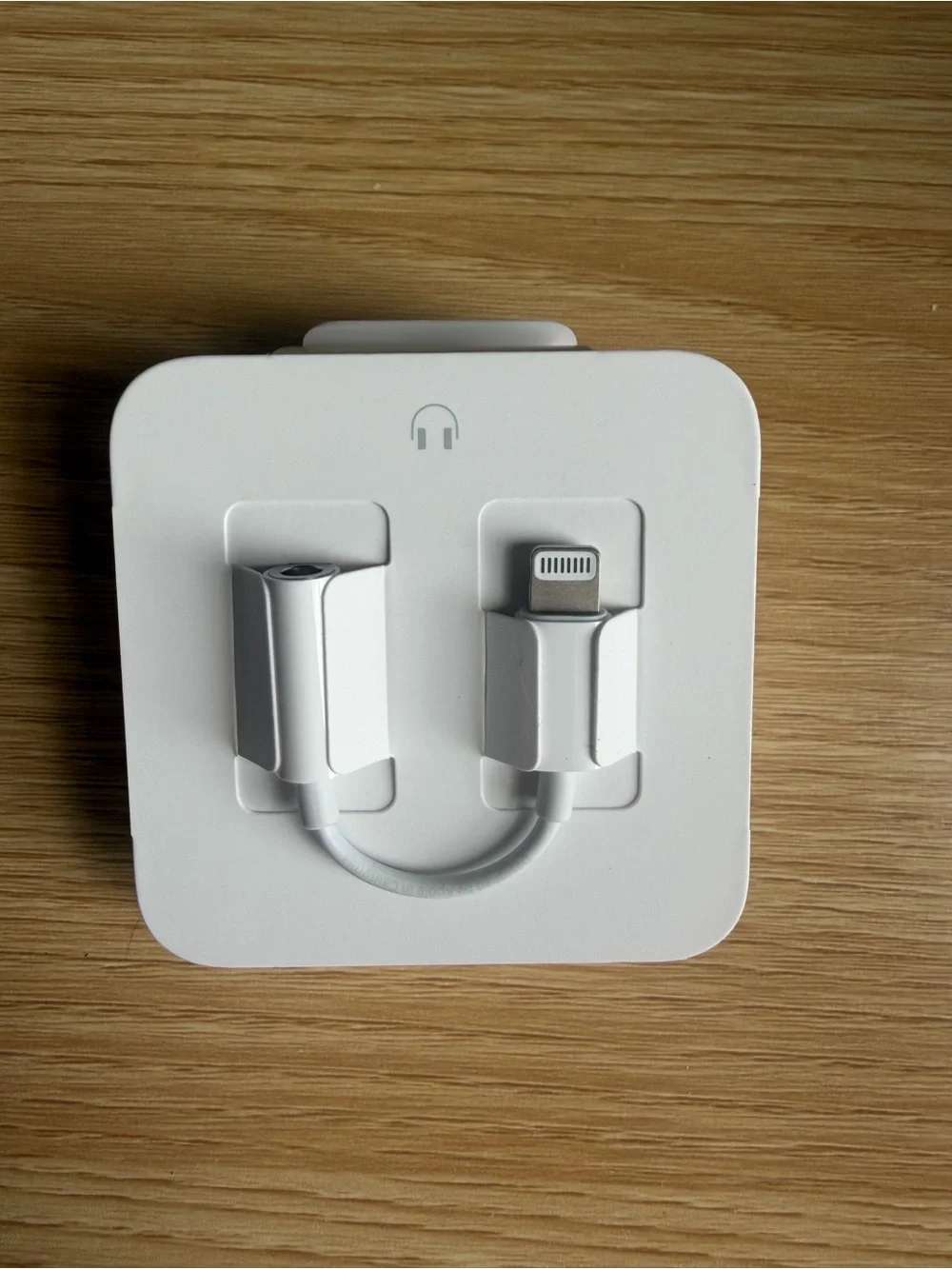 New Apple Wired Earbuds for lighting connector.